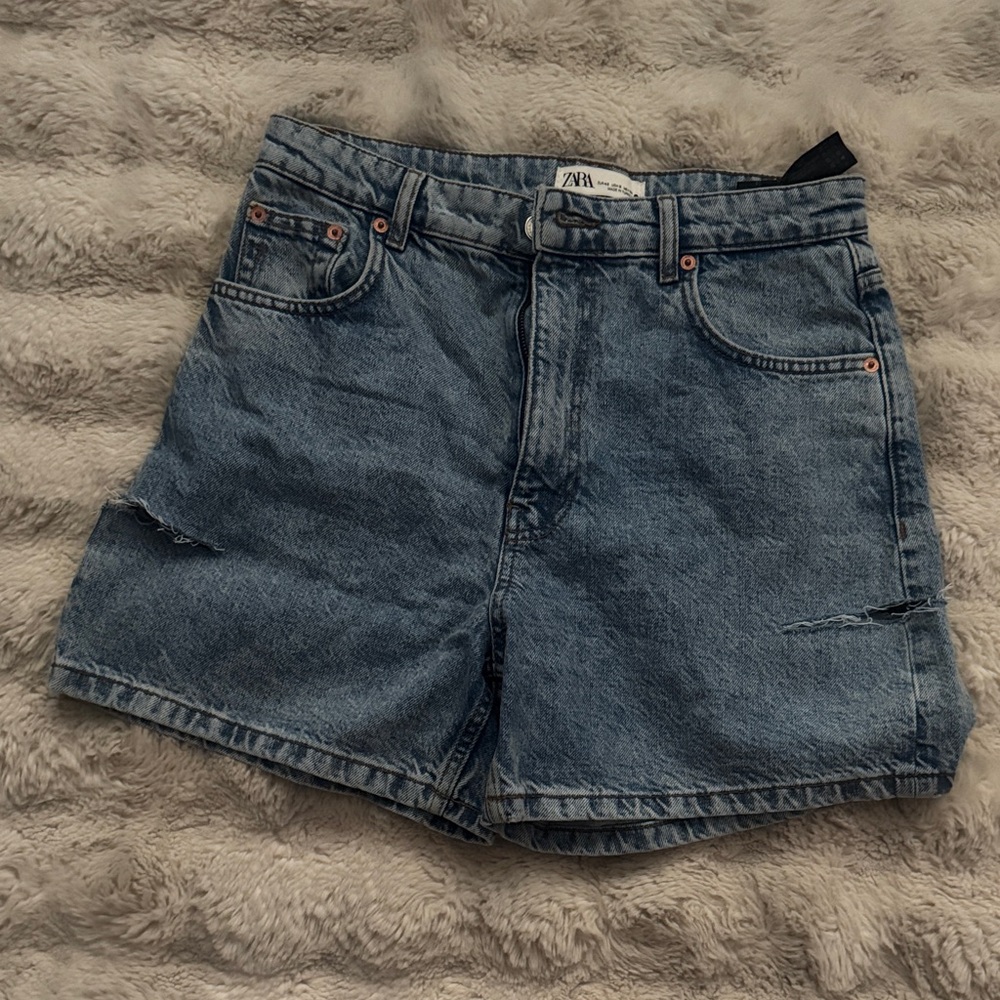 Zara Women's Distressed Blue Jean Shorts